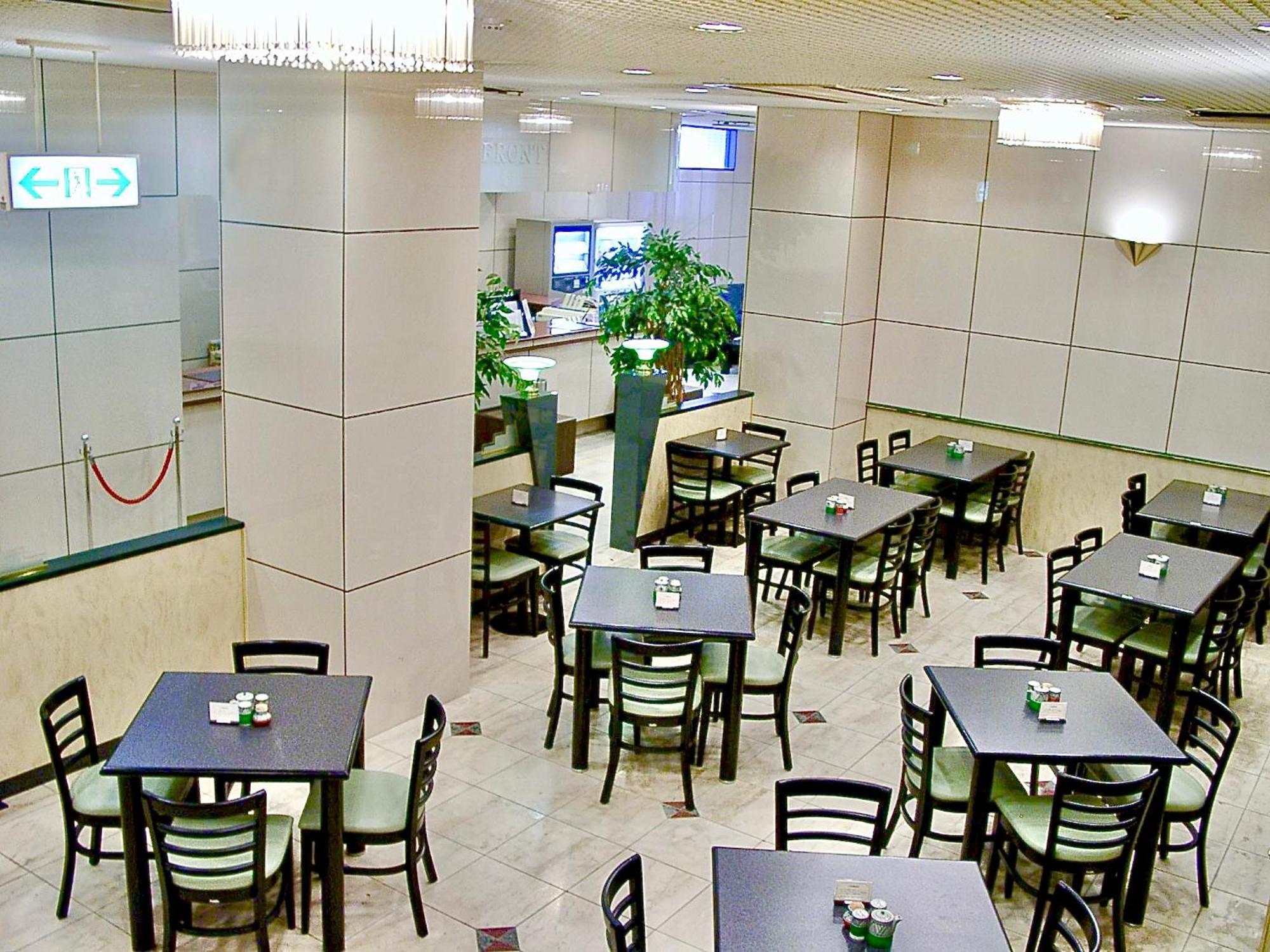 Okayama Ekimae Universal Hotel Eksteriør bilde