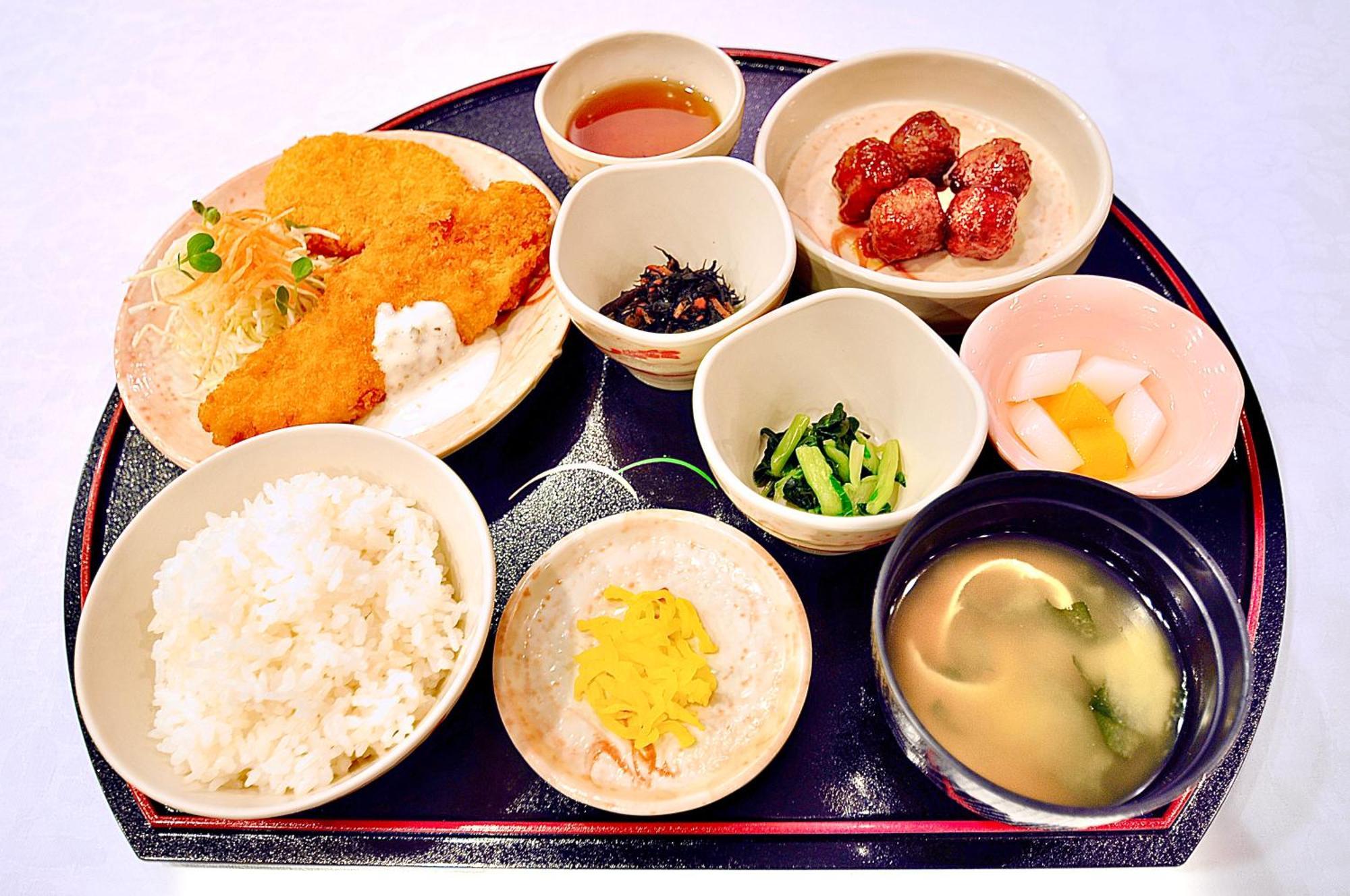 Okayama Ekimae Universal Hotel Eksteriør bilde