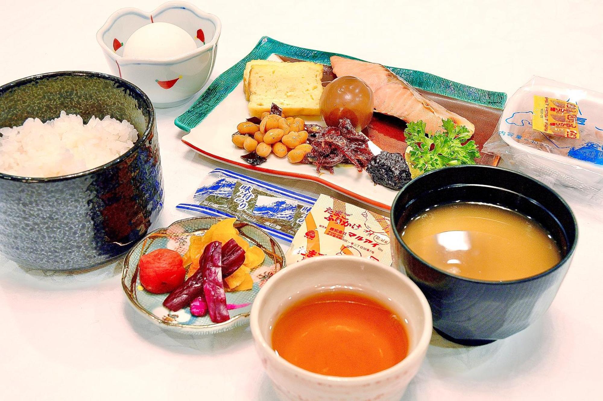Okayama Ekimae Universal Hotel Eksteriør bilde